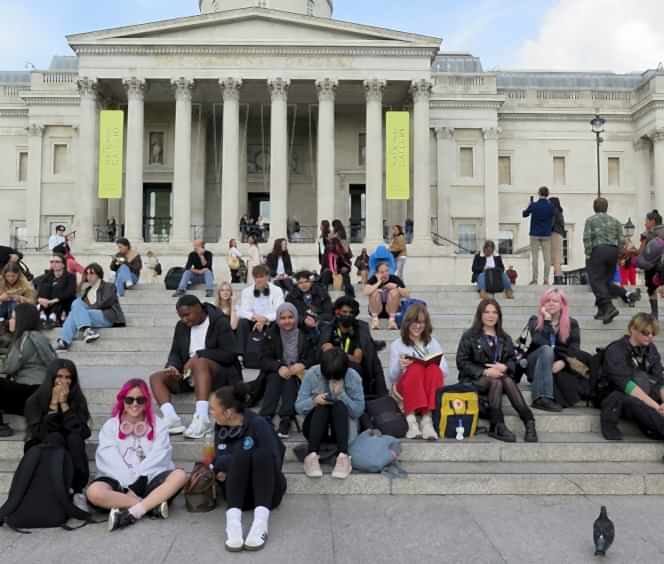 Carshalton College Art Students Gain Inspiration from Iconic Cultural Visits