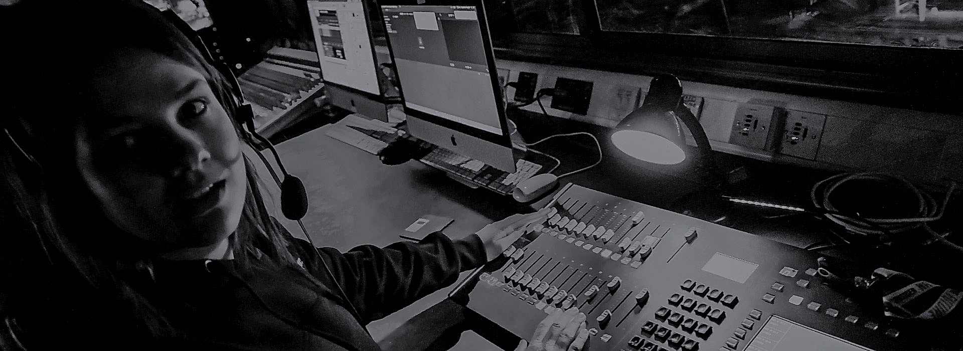 Contact South Thames Colleges Group - get in touch with us